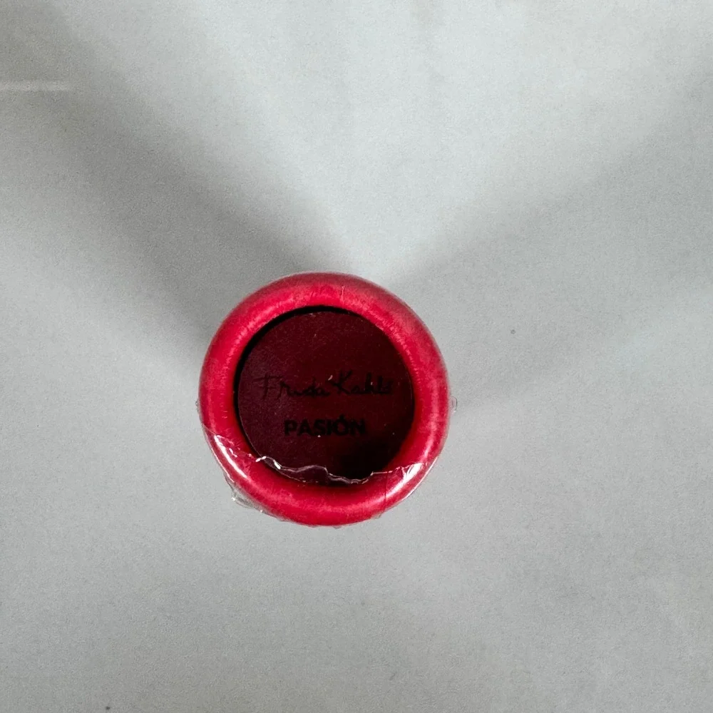 Republic Cosmetics Frida Kahlo Lipstick #14 Pasion Sealed Discontinued‎